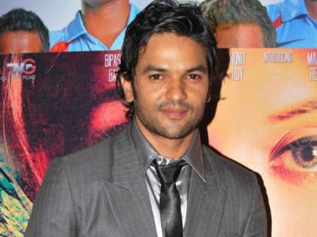 టాలీవుడ్ యువ నటుడు మృతి.. షాక్‌లో సుధీర్ బాబు, ఇంద్రగంటి మోహనకృష్ణ