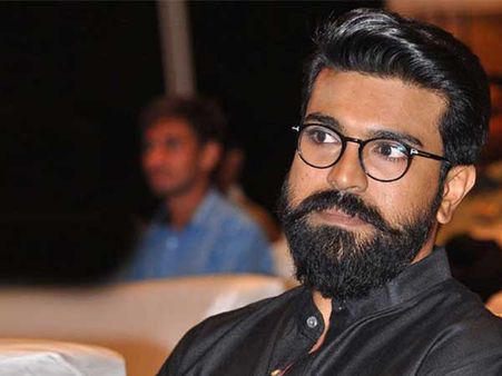 RRRలో రాంచరణ్ తండ్రి ఆయనేనట.. అద్భుతమైన పాత్రలో ఎవరంటే!