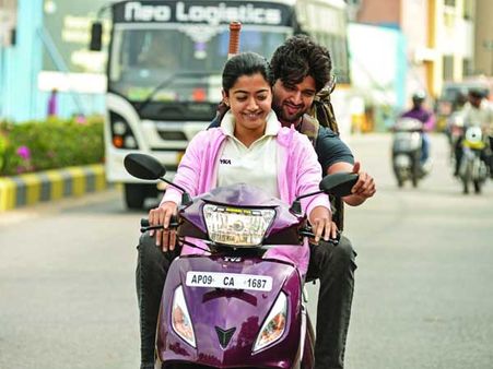 డియర్ కామ్రేడ్‌కు షాక్.. బ్యాన్ చేయాలంటూ కన్నడ ప్రేక్షకుల నిరసన.. ట్రోల్స్‌తో హంగామా