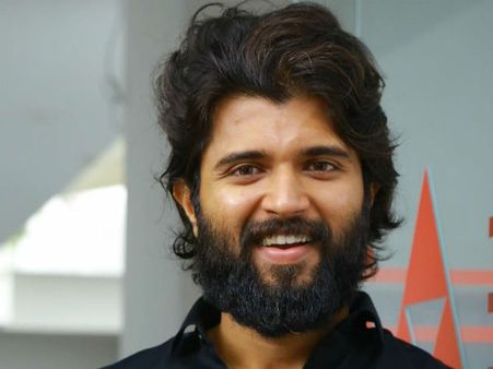 నా మైండ్‌ అంతా అదోలా.. ప్రతీచోట ఏడుస్తున్నాను.. రష్మికను చూస్తే.. విజయ్ దేవరకొండ