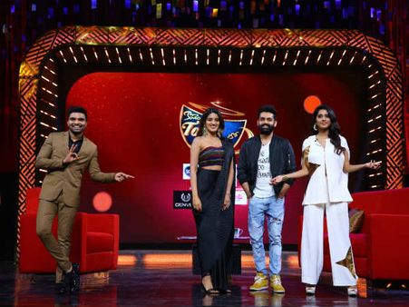 ఇస్మార్ట్ శంకర్‌ను ఆటపట్టించిన యాంకర్ ప్రదీప్.. ఇద్దరు హీరోయిన్లతో..