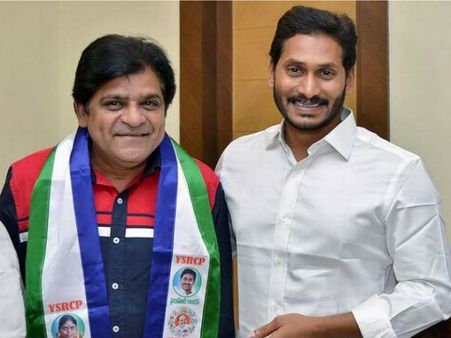 కీలక పదవి రేసులో కమెడియన్ ఆలీ.. ఇచ్చిన మాట కోసం వైఎస్ జగన్
