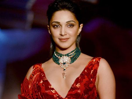 యాప్‌లో కుర్రాడిని పట్టేసి డేటింగ్‌ మజా చూస్తా.. బోల్డ్ బ్యూటీ కియారా అద్వానీ