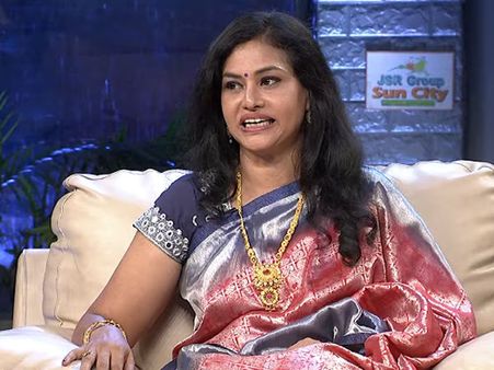 ఆ మూవీ షూటింగులో శ్రీహరిగారు నన్ను కొట్టారు: హీరోయిన్ లతాశ్రీ