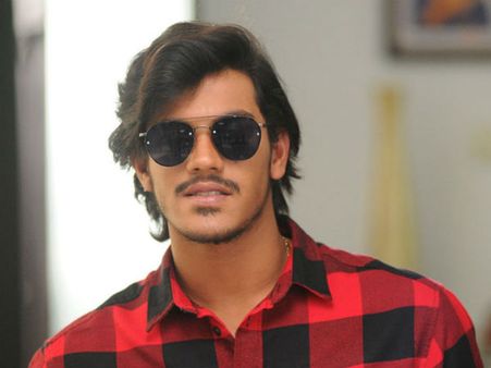 అపుడు అమ్మ పరిస్థితి బాగోలేదు, నాన్న తర్వాత జూ ఎన్టీఆరే ఇష్టం: మేఘాంశ్ శ్రీహరి