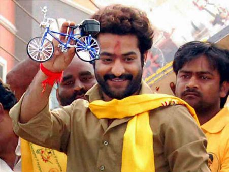 చైతన్య లాగే ఎన్టీఆర్ కూడా రంగంలోకి దిగాడంటే..! ఆశగా చూస్తున్న టీడీపీ సైన్యం