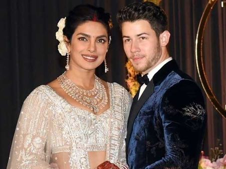 ఆంగ్లేయులు మళ్లీ దోచుకొన్నారు.. ప్రియాంక చోప్రా పెళ్లిపై హాట్ కామెంట్