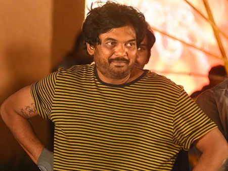 బాలయ్య దుర్మార్గుడిలా కనిపిస్తాడు.. మిగతా హీరోలు అలా కాదు.. పూరీ షాకింగ్ కామెంట్స్