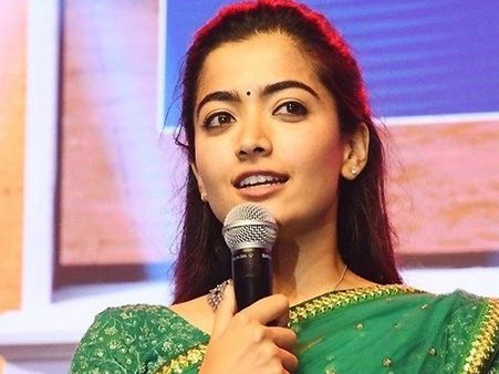 నోరు జారిన రష్మిక మందన్న... ఆమెను ఇండస్ట్రీ నుంచి బ్యాన్ చేస్తారా?