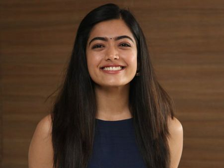 రొమాంటిక్‌గా ఉండాలి.. వయసుతో పనేంటి? రష్మిక మందన్న షాకింగ్ కామెంట్స్