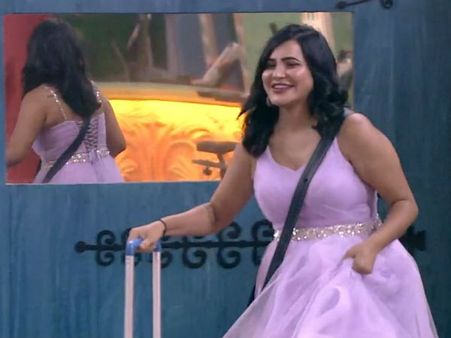 బిగ్ బాస్ హౌస్‌లో థర్డ్ పార్టిసిపెంట్.. డబ్ స్మాష్ అషు రెడ్డి హంగామా