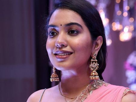 నాని అంటే ప్రేమ.. అదే ఎన్టీఆర్‌ని చూస్తే.. 'దొరసాని' మాటలు చూడండి