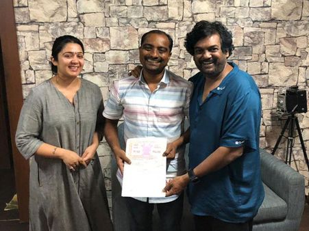 పూరీ సినిమాతో ‘ఇస్మార్ట్ శ్రీను’ అయిపోయాడు.. వాళ్లు చెప్పినట్లే జరిగిందంటూ..