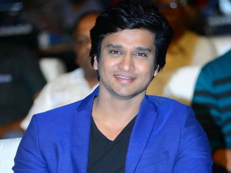 సందీప్ కిషన్ సీక్రెట్ చెప్పిన నిఖిల్.. విదేశాల్లో మనోడి రచ్చ! ఫోన్ కూడా ఎత్తే పరిస్థితి లేదు