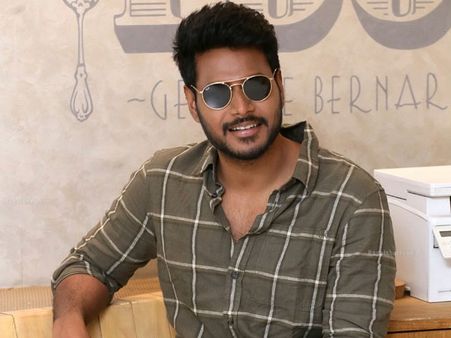 రెండేళ్ల నుంచి నా సినిమాలు ఆడలేదు.. అందుకే నిర్మాతగా మారా.. సందీప్ కిషన్