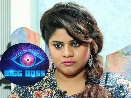 బిగ్ బాస్ 3 బ్యాన్ చేయాలి.. శ్రీ రెడ్డి విషయంలో వేసిన కమిటీ ఎక్కడ పోయింది.. శ్వేతారెడ్డి సంచలనం