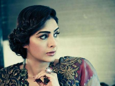 ప్రముఖ డైరెక్టర్‌తో హీరోయిన్ టబు.. ఆస్ట్రేలియాలో హంగామా!