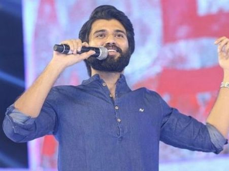 తమ్ముడిచ్చిన ఆర్థిక బలమే నాకు పునాది.. విజయ్ దేవరకొండ భావోద్వేగం