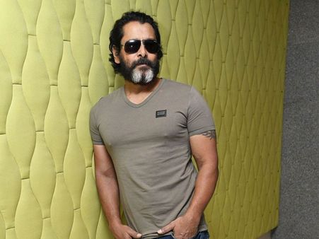 నా కెరీర్లో చాలా కొత్తగా ట్రై చేశాను: ‘మిస్టర్ కెకె’ ప్రీ రిలీజ్ ఈవెంటులో విక్రమ్