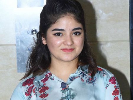 షాకింగ్: అమీర్ ఖాన్ కూతురు సినిమాలకు దూరమైంది అందుకా..?