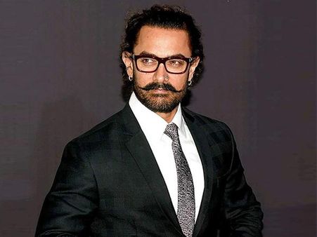 వాటి వాడకం ఆపేద్దాం: ప్రధాని మోడీ నిర్ణయానికి మద్దతుగా అమీర్ ఖాన్