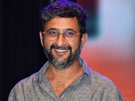 జీవితంలో అలాంటి పని చేయను.. నాకైతే చేతకాదు.. అన్నీ రూమర్సే.. డైరెక్టర్ తేజ