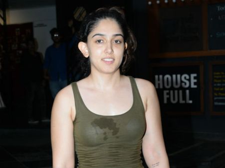 డైరెక్టర్‌గా మారుతున్న స్టార్ హీరో కూతురు.. బాయ్‌ఫ్రెండ్ గుడ్‌బై చెప్పి..