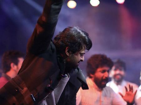 ప్రభాస్ 'సాహో'పై నాని కామెంట్.. గ్యాంగ్ లీడర్ గురించి ప్రస్తావిస్తూ!