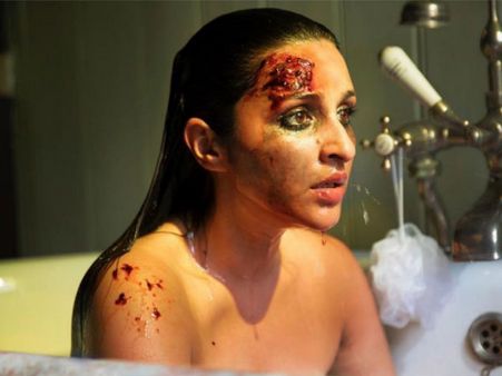 బాత్ టబ్‌లో పరిణితి చోప్రా.. ముఖంపై దారుణమైన గాయంతో.!