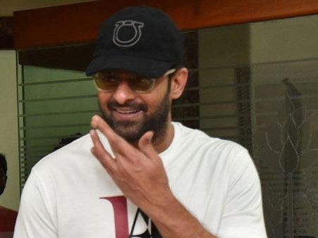 ప్రభాస్ పెళ్లి వార్త హాట్ టాపిక్... అమెరికా బిజినెస్‌మెన్ కూతురుతో?