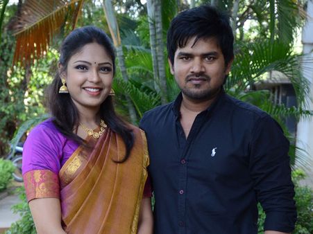 మన భాషను కాపాడే లక్ష్యంతో... ‘ఒక తెలుగు ప్రేమకథ ’