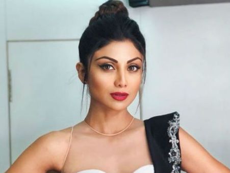 10 కోట్లు ఇస్తా అన్నారు.. అయితేనేం అలాంటి పని మాత్రం చేయలేను: శిల్పాశెట్టి