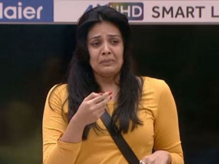 నా లైఫ్‌లో సరిద్దిద్దుకోలేనిది అదే.. అతడిని అలా మిస్ అయ్యా.. ఒంటరి బతుకుతో.. భోరుమన్న శ్రీముఖి