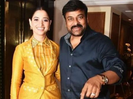 ముంబై వీధుల్లో చిరుతో తమన్నా.. ఎందుకెళ్లారో తెలుసా..? సూపర్బ్ స్కెచ్!