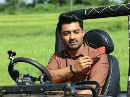 మహేశ్, బన్నీ ఉన్నా తగ్గేదే లేదంటున్న నందమూరి హీరో