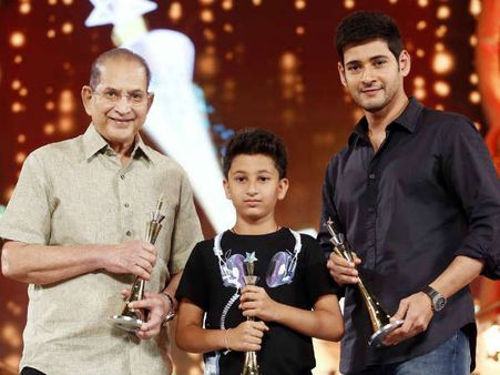 టాలీవుడ్‌లో మరో ‘మనం’.. ప్లాన్ చేస్తున్న ప్రముఖ సినీ కుటుంబం