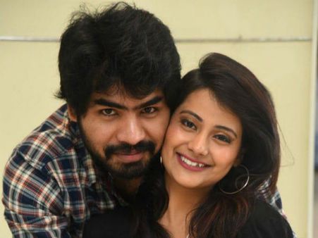 సినిమా బాగాలేదంటే డబ్బులు వాపస్.. ‘నీ కోసం’ హీరో సెన్సేషనల్ కామెంట్స్