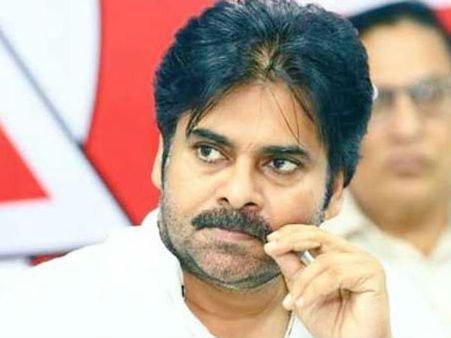 చరిత్ర సృష్టించిన పవన్.. ఇండియాలోనే ఏ హీరోకూ సాధ్యం కాని విధంగా వరుసగా ఐదేళ్లు.!