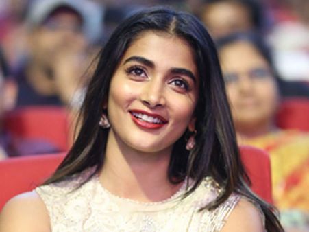 నిద్రలేని రాత్రులు, ఆ ప్రయాణం అన్నీ మర్చిపోయా.. లవ్ యూ.. పూజా హెగ్డే