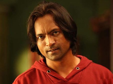 చీటింగ్ కేసులో బాలీవుడ్ నటుడు అరెస్ట్.. నిర్మాత ఫిర్యాదుతో భార్యతో సహా జైలుకు..