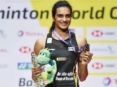 దీపిక పదుకొనేపై పీవీ సింధు కామెంట్స్‌.. ఆమె ఎలా రియాక్ట్ అయ్యిందంటే!