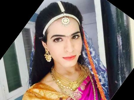 ఎప్పటి నుంచో ఆ ఫీలింగ్స్ ఉన్నాయి.. చెప్పే వాళ్ళే రాత్రి కాగానే.. జబర్దస్త్ సాయితేజ షాకింగ్ కామెంట్స్