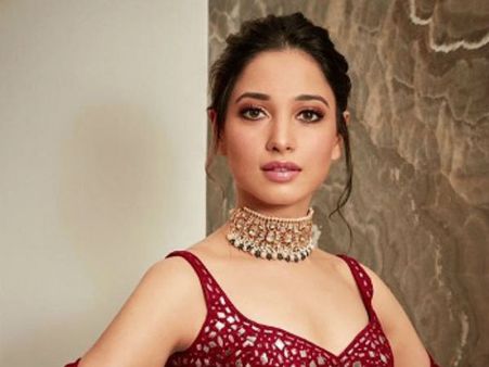 ఆ పని పూర్తి చేసిన తమన్నా.. ఫినిష్ అంటూ పోస్ట్ పెట్టేసింది