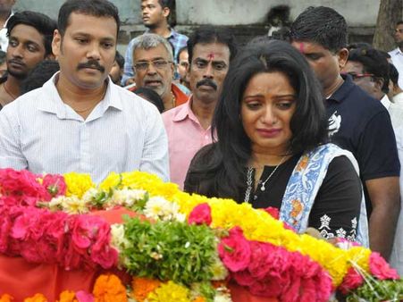 వేణు మాధవ్‌కు అన్యాయం.. మళ్లీ పుట్టడంటూ ఉదయభాను కంటతడి