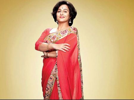 విద్యాబాలన్ కెవ్వుకేక.. వెండితెరపై ఎమోషనల్ బయోపిక్.. ఫస్ట్ లుక్ విడుదల