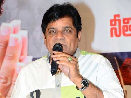 మనోడు మంచి ఖిలాడీ.. ఓంకార్‌పై అలీ ఆసక్తికర వ్యాఖ్యలు