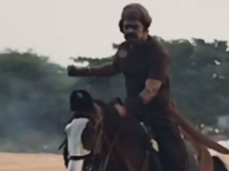 గుండుతో కాదు గుర్రంపై.. సైరా ఫీవర్ నుంచి బయటపడని బ్రహ్మాజీ! వైరల్ వీడియో