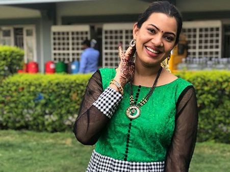 కూతుర్ని ప్రపంచానికి పరిచయం చేసిన గీతా మాధురి.. బ్లాక్ బస్టర్ బేబీ పేరు ఏంటొ తెలుసా?