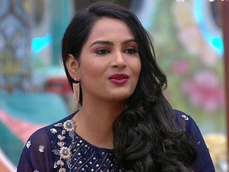 సుమ సాక్షిగా తన ఫ్రస్ట్రేషన్ బయటపెట్టిన హిమజ.. మొత్తానికి ఉతికేసింది.. వీడియో వైరల్