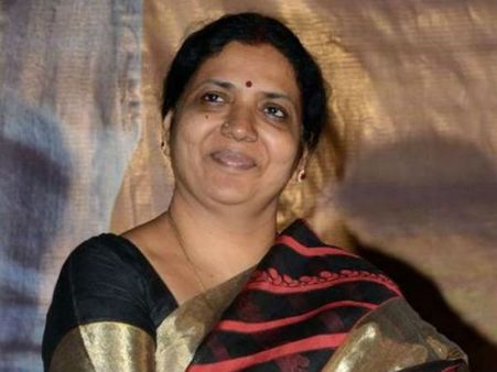 ఎన్టీఆర్ ఏఎన్నార్ తర్వాత చిరంజీవే.. భర్త‌‌పై జీవిత షాకింగ్ కామెంట్స్